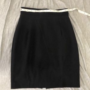 H&M black pencil skirt size 4